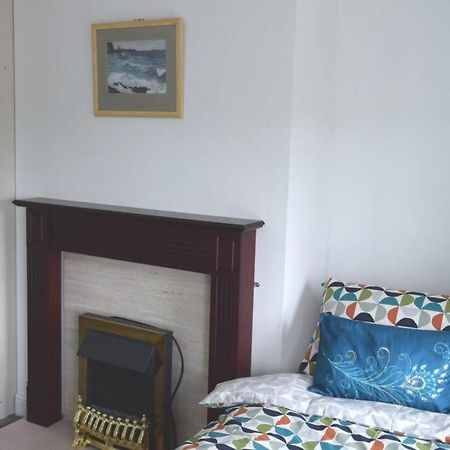 Dee View Villa Holywell  Esterno foto